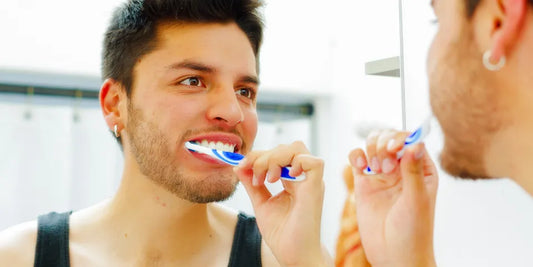 The Do's & Don'ts of Aftercare for Teeth Whitening Treatments